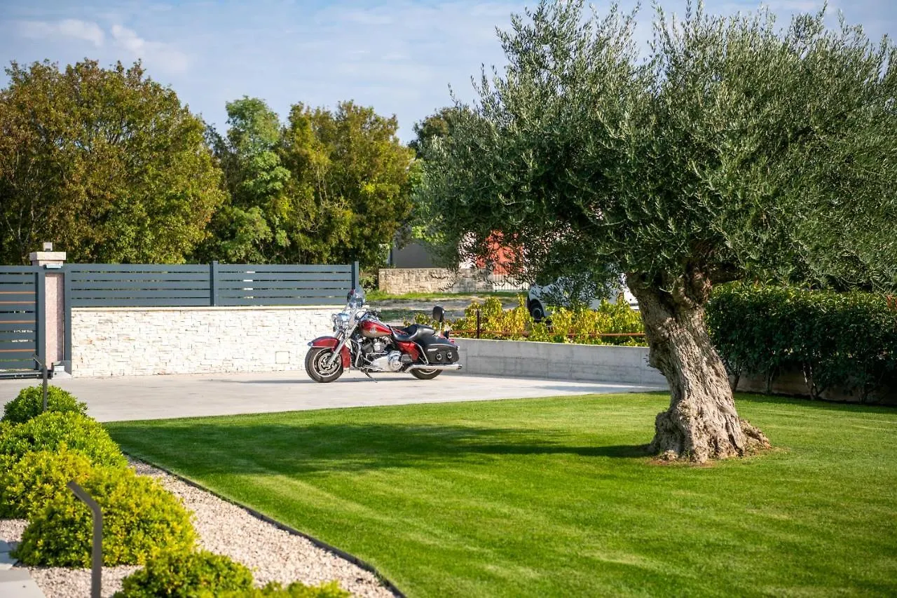 Villa Memory Raša